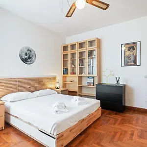 S.antonio Garden Flat With Terrace Appartamento